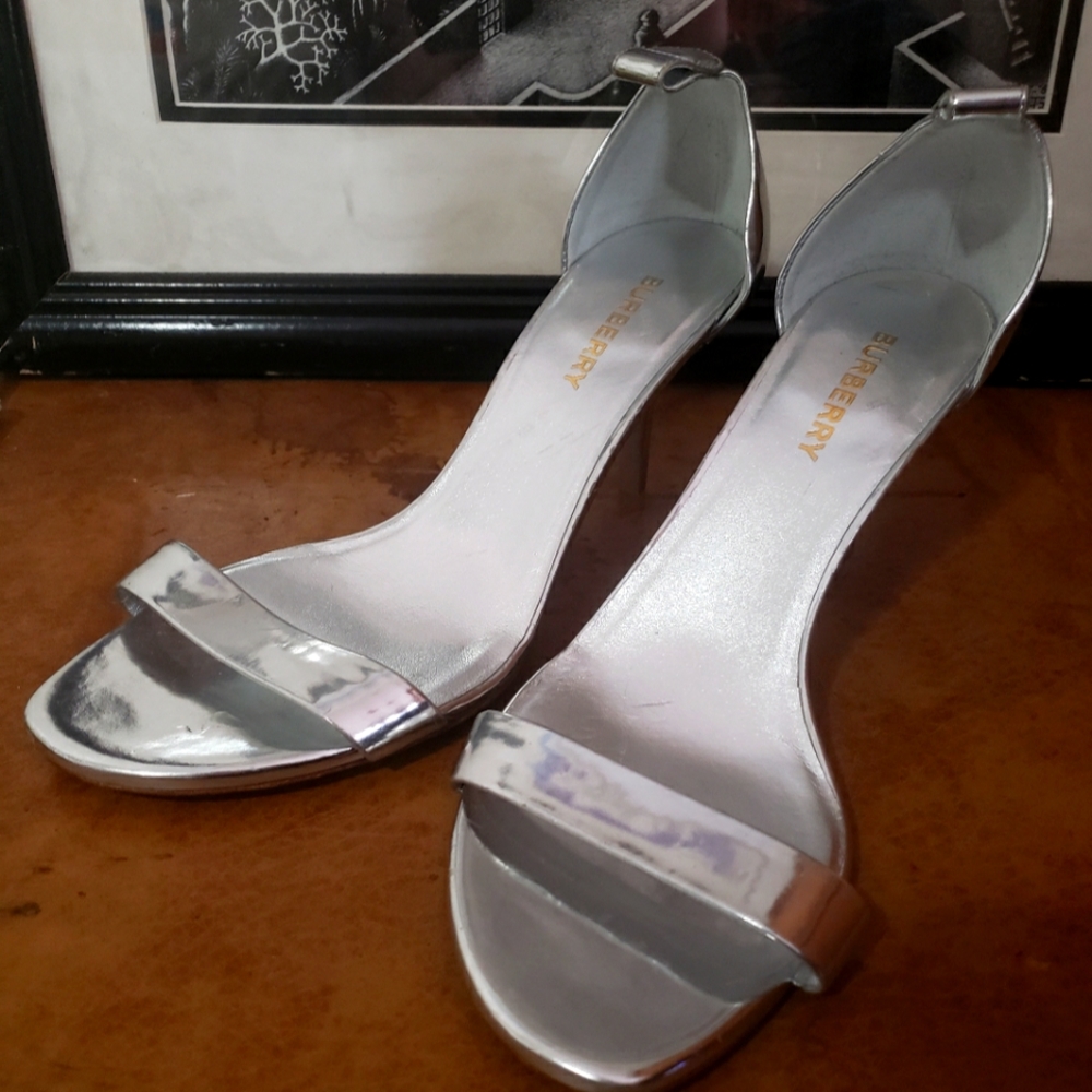 Burberry Danya Silver Leather High Heel Sandals Size 38 Ankle Pre-Owned